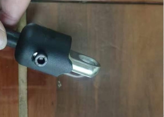 Το μαύρο σχοινί είναι πιο μαλακό στην άσκηση για την προπόνηση αντοχής.